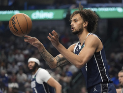 Hawks Mavericks Basketball