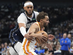 Hawks Mavericks Basketball