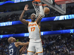 Hawks Mavericks Basketball
