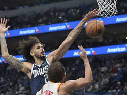 Hawks Mavericks Basketball