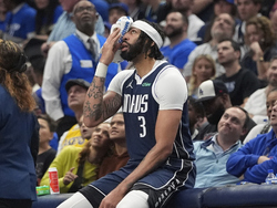 Hawks Mavericks Basketball