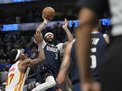 Hawks Mavericks Basketball