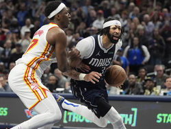 Hawks Mavericks Basketball