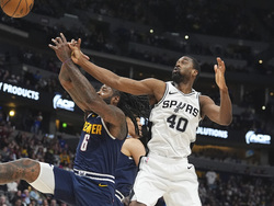 Spurs Nuggets Basketball