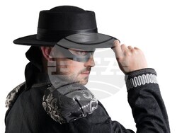 Владимир Зомбори дебютира в мюзикъл с ролята на Зоро