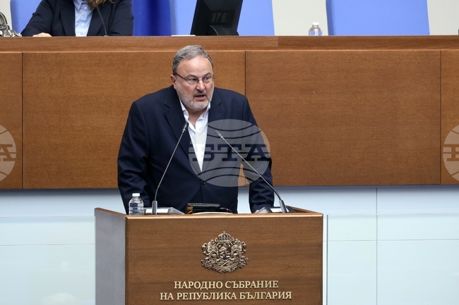  Има повишена вероятност за относително сух летен сезон, каза доц. Илиан Господинов от НИМХ