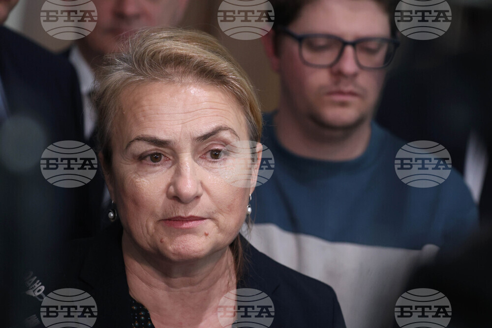 Парламент - „Величие“ - Красимира Нинова-Катинчарова - брифинг