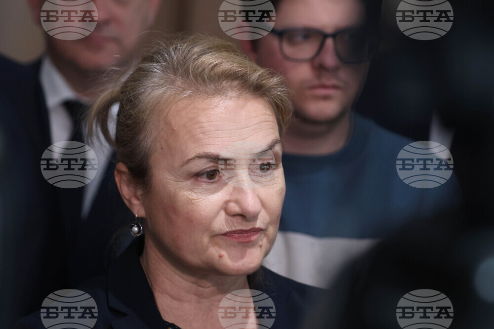 Парламент - „Величие“ - Красимира Нинова-Катинчарова - брифинг