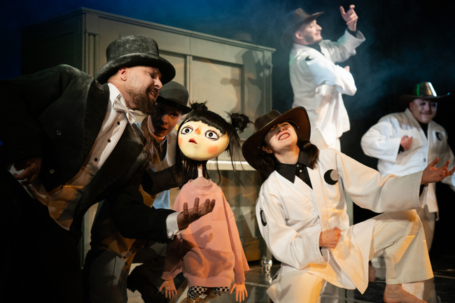 „В лунната стая“ от Валери Петров е първата за сезона премиера на Общинския куклен театър – Благоевград