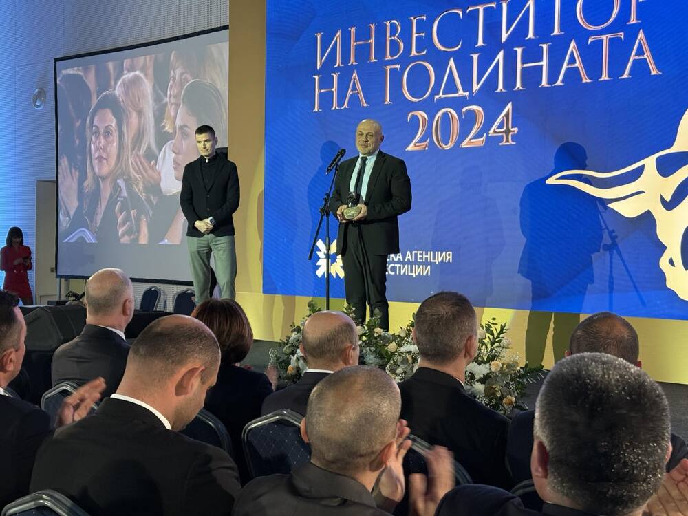 Министър Дончев отличи българската космическа компания EnduroSat за инвестиция в иновативен бизнес