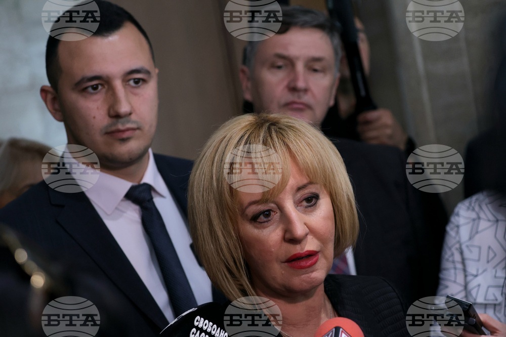 Парламент - Габриел Вълков - Мая Манолова - изявление