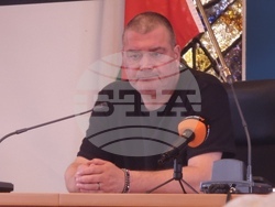 Плуване Кристиян Минковски