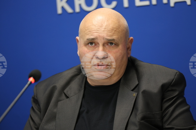 В Кюстендил има филиали на две висши учебни заведения, каза доц. Бойко Соколовски - ръководител на регионално обучение към Тракийския университет