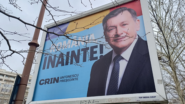 Crin Antonescu Votes for "United, Strong and Dignified Romania"