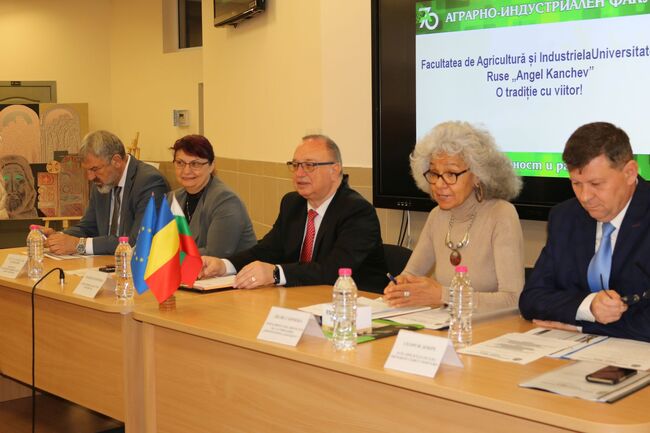 ОА Русе: Възможностите на Аграрно-индустриалния факултет на Русенския университет бяха представени в рамките на Съвместната българо-румънска земеделска работна група