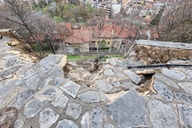 Пловдив - „Небет тепе“ - срутване - подпорна стена