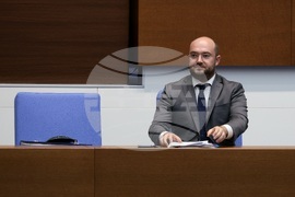 Парламент - заседание