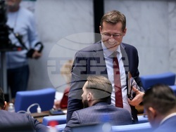 Парламент - заседание