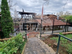 Село Георги Дамяново - изгоряло заведение