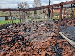 Село Георги Дамяново - изгоряло заведение