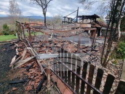 Село Георги Дамяново - изгоряло заведение