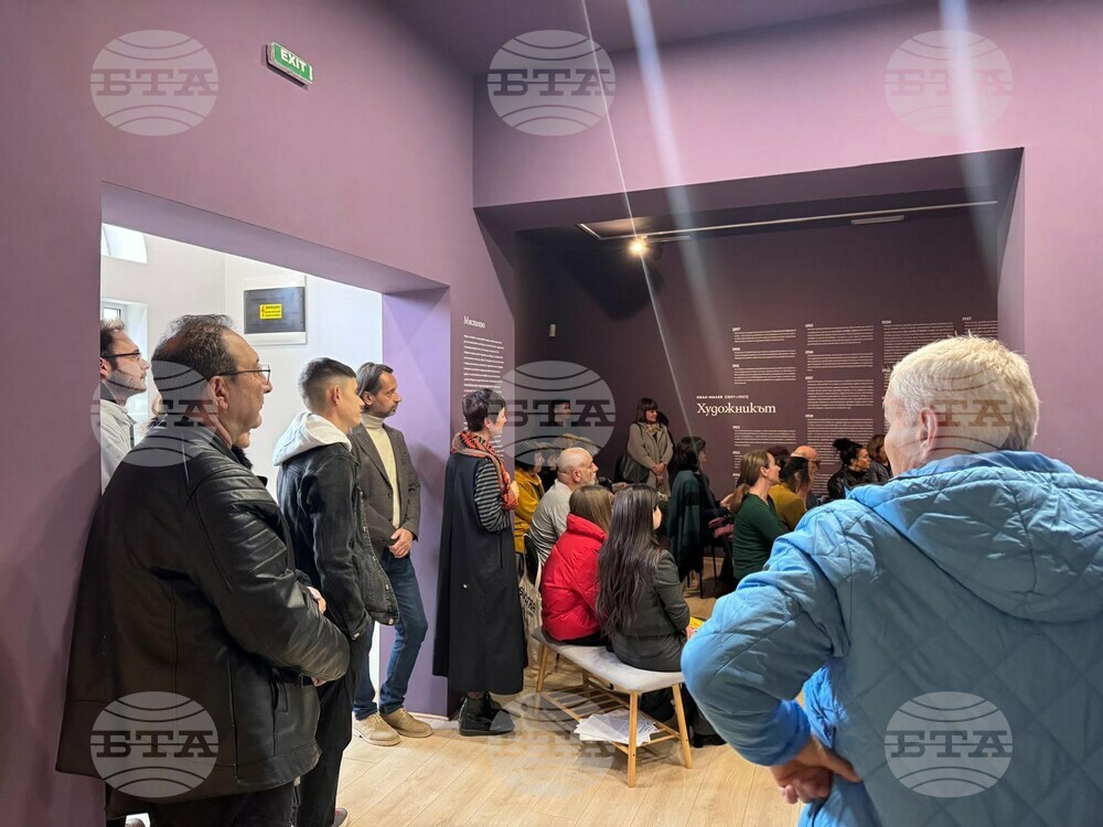 Писателката Ина Иванова беше първият гост в новата платформа „Пос(в)ещение на картина“ на Художествена галерия – Казанлък