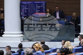 Парламент - заседание - вот на недоверие към кабинета "Желязков“