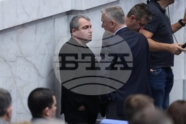 Парламент - заседание - вот на недоверие към кабинета "Желязков“