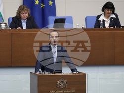 Парламент - заседание - вот на недоверие към кабинета „Желязков”
