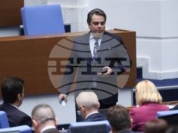 Парламент - заседание - вот на недоверие към кабинета "Желязков“