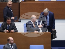 Парламент - заседание - вот на недоверие към кабинета „Желязков”