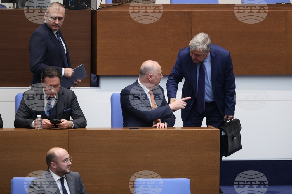 Парламент - заседание - вот на недоверие към кабинета „Желязков”
