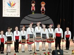 Шумен – деца – фолклорен конкурс