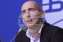 Национален пресклуб на БТА-София - "Бяла книга за пазарите на електронни съобщения и конкуренцията в електронните съобщения в България" - пресконференция