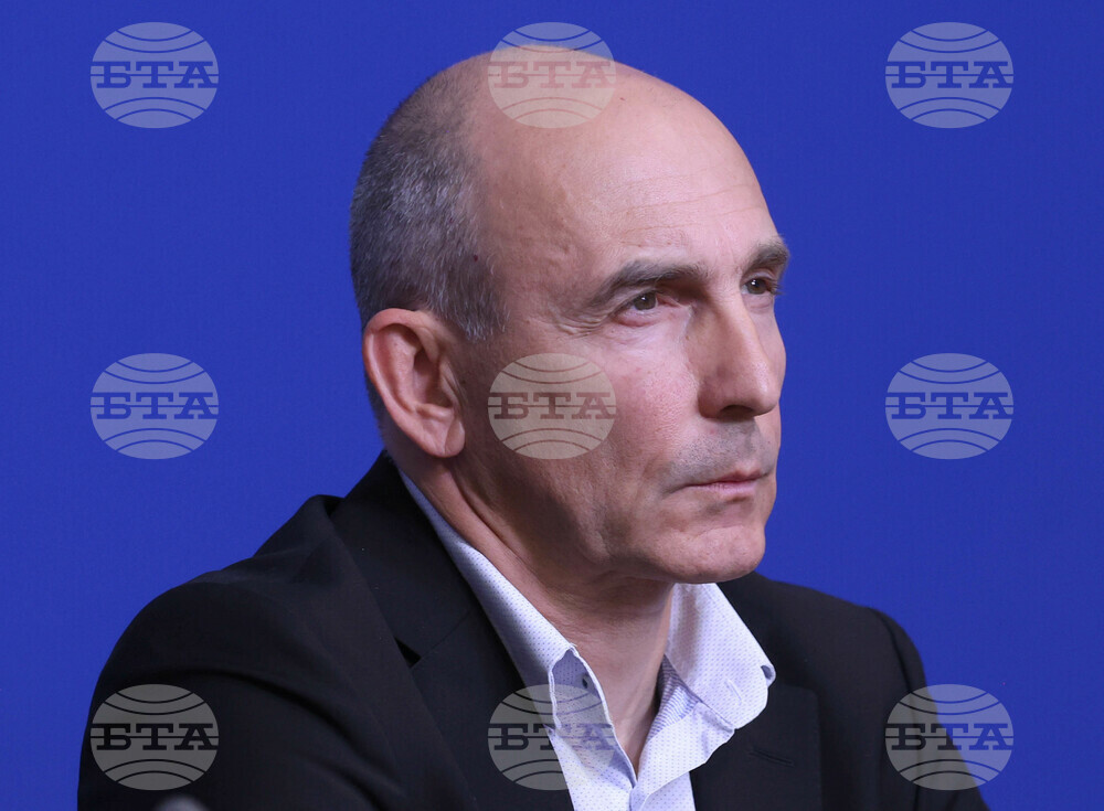 Национален пресклуб на БТА-София - "Бяла книга за пазарите на електронни съобщения и конкуренцията в електронните съобщения в България" - пресконференция
