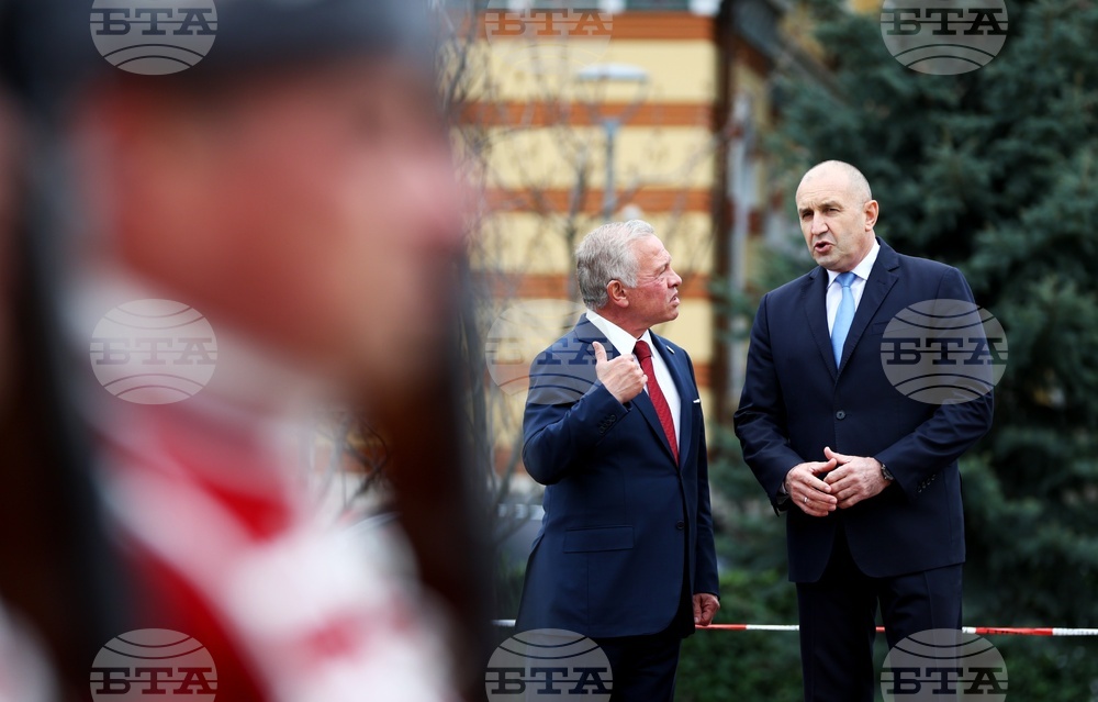 Президентът Румен Радев посрещна краля на Йордания Абдула Втори с официална церемония в София