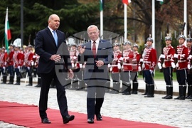 Румен Радев - крал Абдула Втори - посрещане