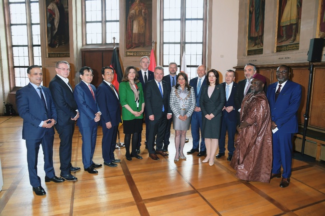 Генералният консул Диана Попова участва в среща на новите членове на консулския корпус в провинция Хесен с кмета на Франкфурт на Майн