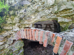 Сливенски минерални бани - старинна баня