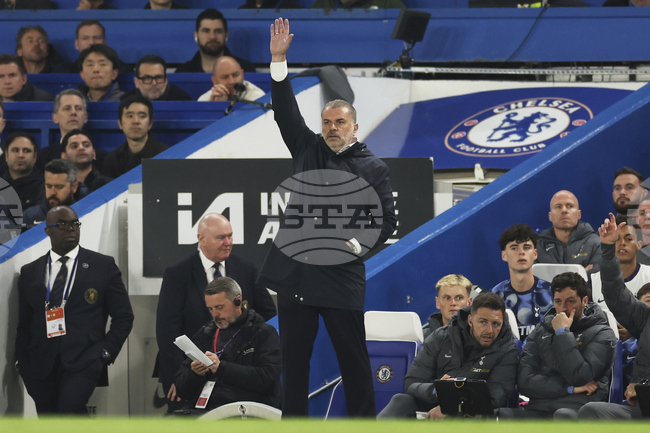 Постекоглу настоява, че негов жест към феновете на Тотнъм е изтълкуван погрешно