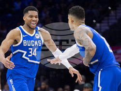 Bucks 76ers Basketball