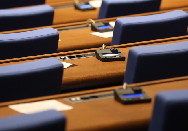 Parliament to Hear Energy Minister Stankov on Botas Agreement with Turkiye