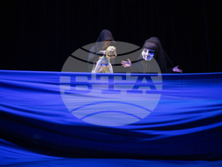 „Дивите лебеди“ в Младежкия театър, снимка – Младежки театър/Гергана Дамянова