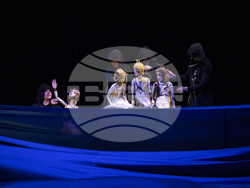 „Дивите лебеди“ в Младежкия театър, снимка – Младежки театър/Гергана Дамянова