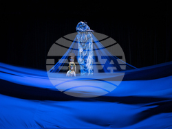 „Дивите лебеди“ в Младежкия театър, снимка – Младежки театър/Гергана Дамянова