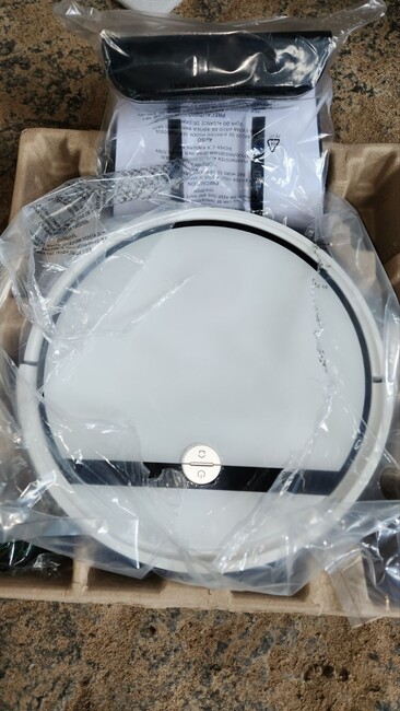 Агенция „Митници“: Прахосмукачки – робот и минибагер са задържани в резултат на координирани действия на митниците в Бургас и Русе