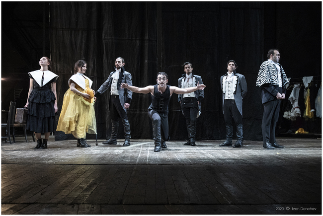 Драматичен театър „Никола Вапцаров“ – Благоевград: Един билет за двама по случай Празника на любовта 