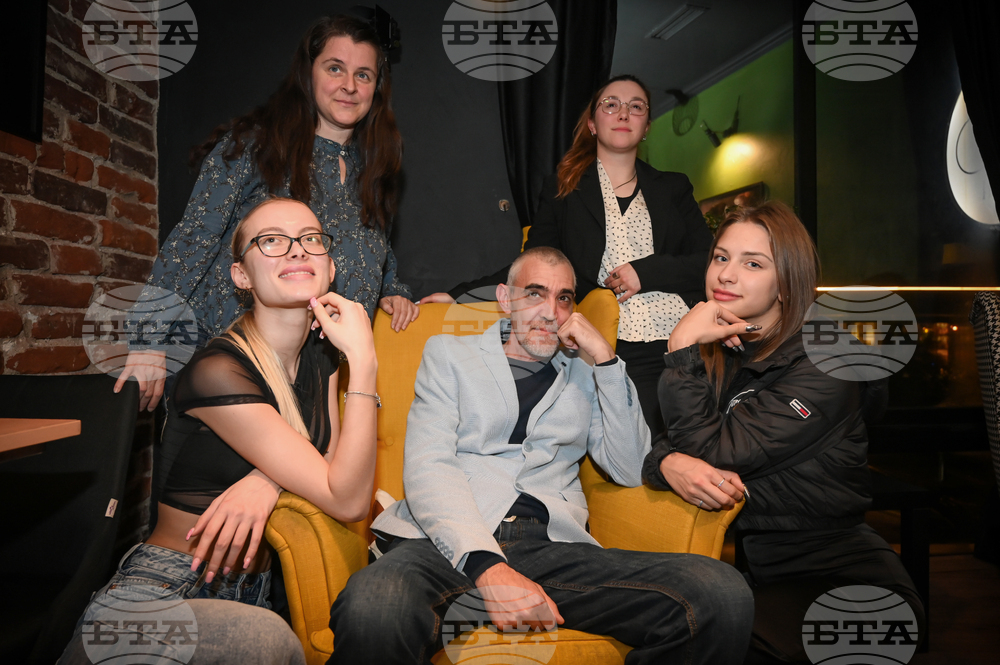 Изложба "Воалът между световете" - откриване