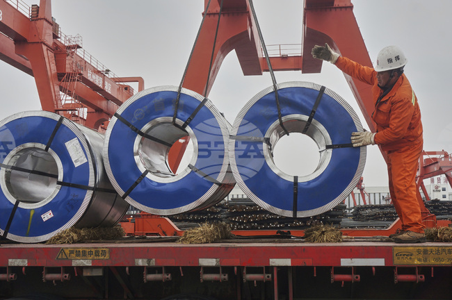 Китай подаде жалба до СТО срещу наложените от Канада допълнителни мита върху вноса на китайска стомана