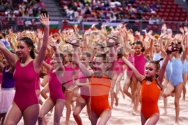 Световна купа по художествена гимнастика - откриване